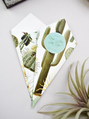 Conos de boda cactus botanic