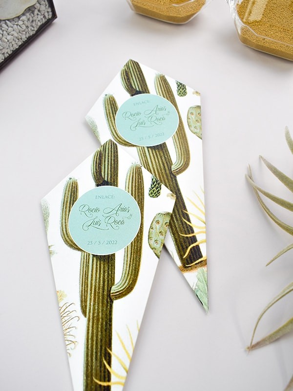 Conos de boda cactus botanic