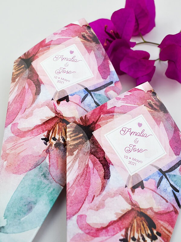 Conos de boda primavera