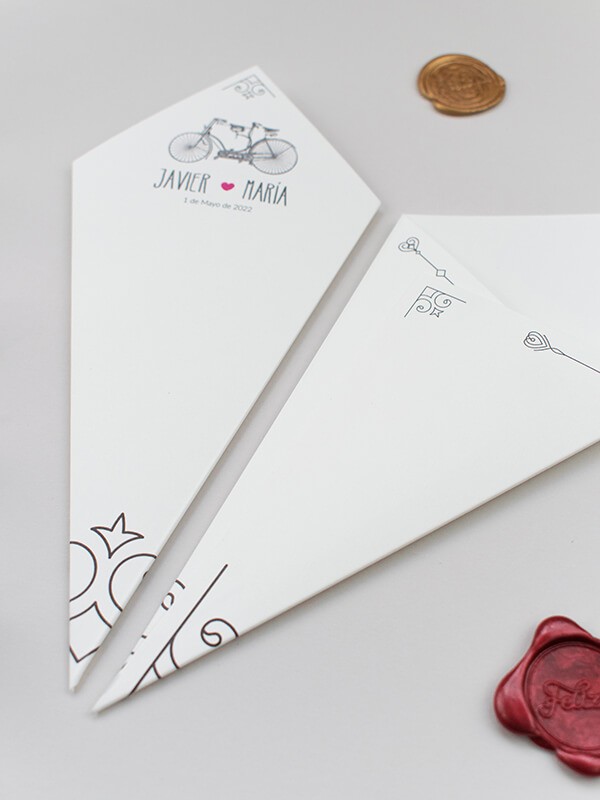 Conos de boda bicicleta