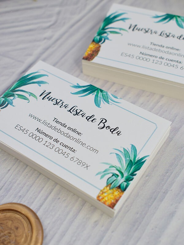 Tarjeta lista de boda piñas