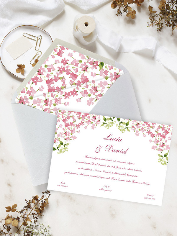 Invitacion boda papel flores rosas